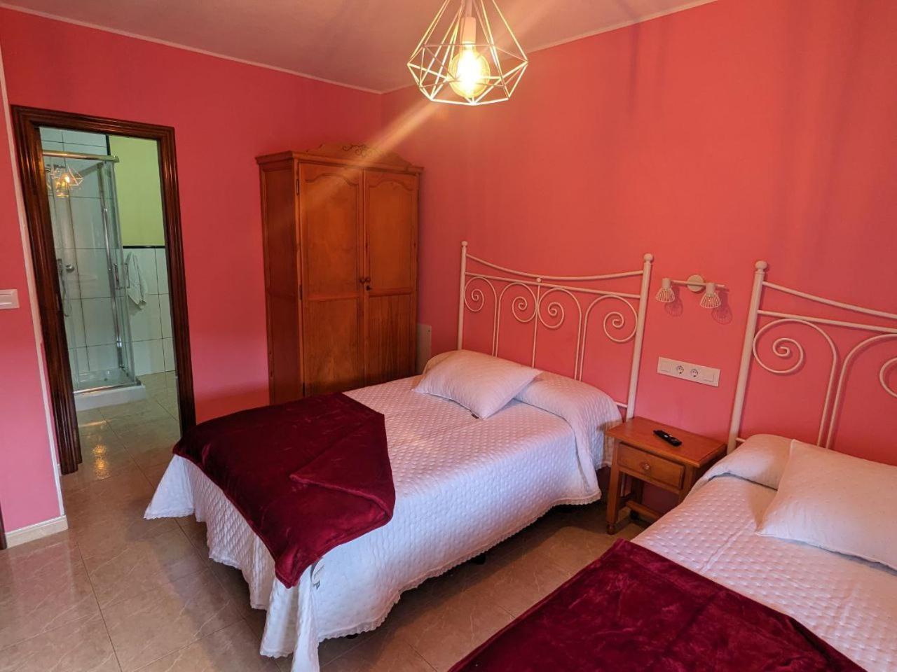 Vivienda Turistica Vacacional Maricarmen Hotel Arou Buitenkant foto